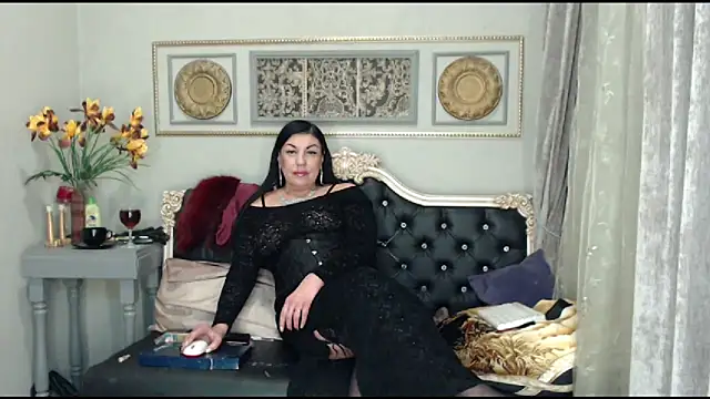 Snapshot of LadyMargoFontana chatting on 01-14-25, 08:41 LadyMargoFontana online show from 01-14-25, 08:41