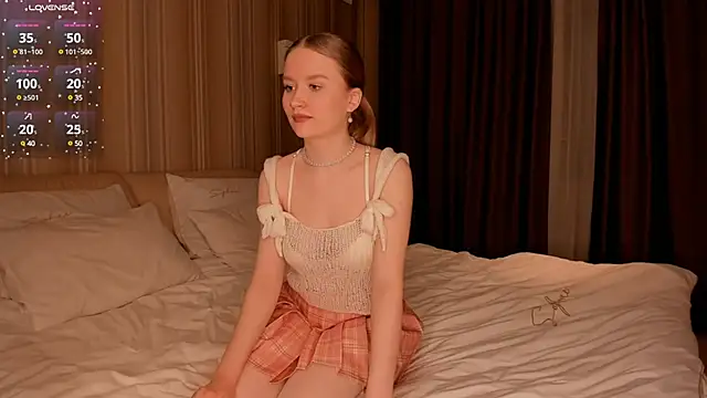 IsabellaTorrance online show from 02-09-25, 03:45