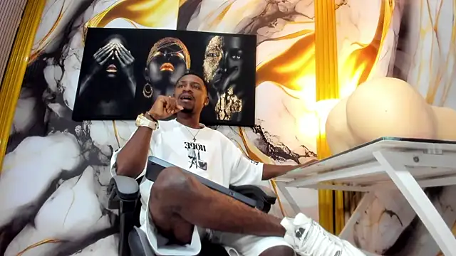 Thomas shelbys online show from 11-15-25, 03:26