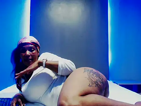 Juicyasss35xx online show from 10-05-25, 06:39