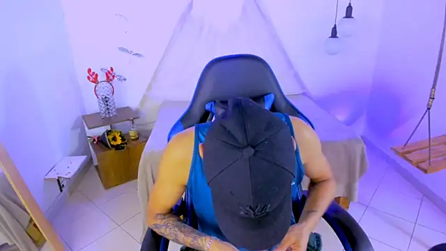 Brand habes online show from 12-23-25, 04:43