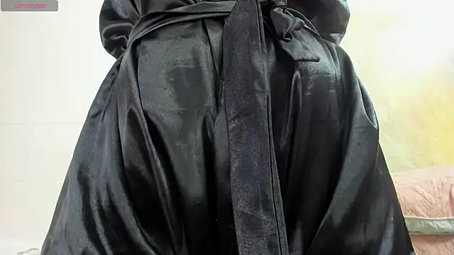 Sofia Walke1 online show from 02-10-25, 05:41