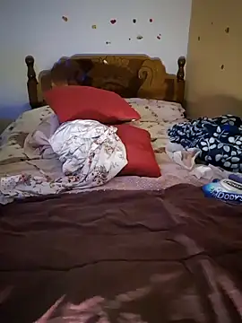 Lunababymylove online show from 12-28-24, 04:52