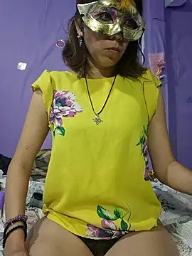 Lunababymylove online show from 10-19-25, 02:45