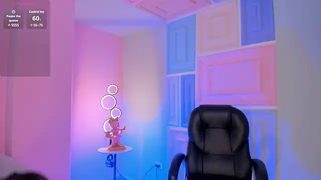 Snapshot of DolcieElliot chatting on 02-26-25, 06:11 DolcieElliot online show from 02-26-25, 06:11