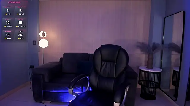 Snapshot of DolcieElliot chatting on 03-10-25, 12:48 DolcieElliot online show from 03-10-25, 12:48