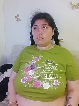 Snapshot of LennaTurnerr chatting on 02-19-25, 10:09 LennaTurnerr online show from 02-19-25, 10:09