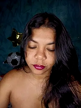 DIORA Latina online show from 07-20-26, 04:05