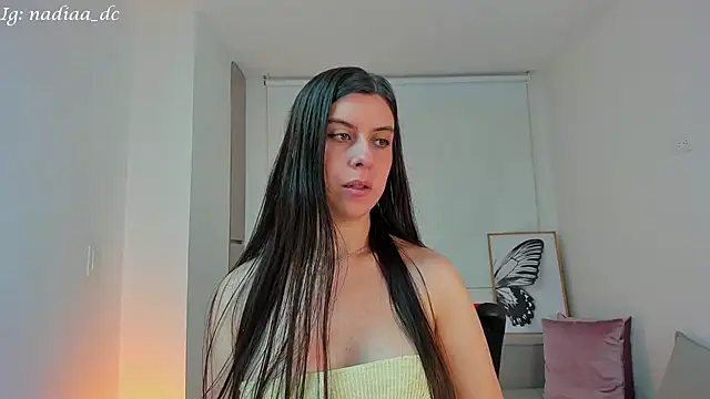 Snapshot of Nadiaa_ chatting on 01-17-25, 03:34 Nadiaa online show from 01-17-25, 03:34