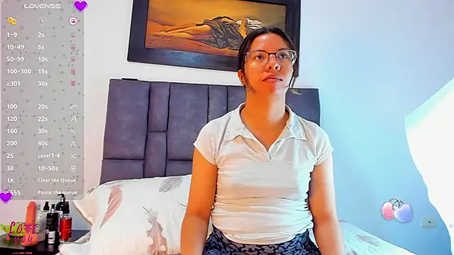 Vahiolet smith online show from 02-13-26, 03:24