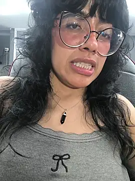 Snapshot of Fun_Everywhere chatting on 01-10-26, 01:29 Fun Everywhere online show from 01-10-26, 01:29