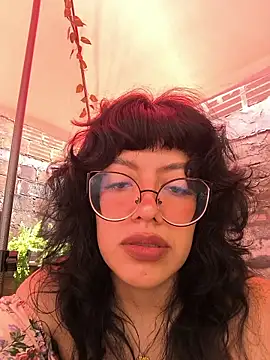 Snapshot of Fun_Everywhere chatting on 02-20-26, 06:41 Fun Everywhere online show from 02-20-26, 06:41