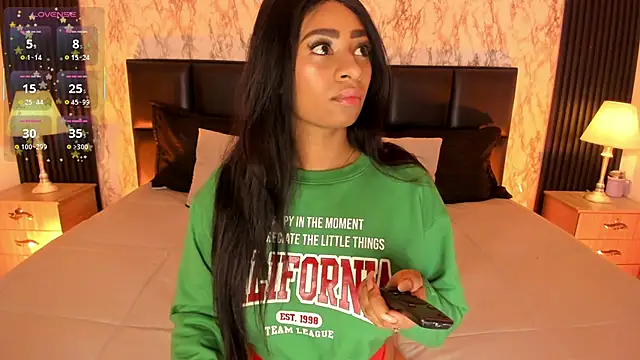 SpicyAmelia online show from 10-26-25, 12:22