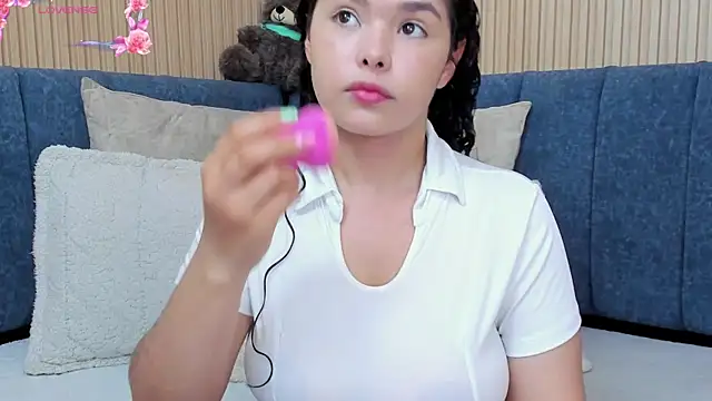 angeline teen online show from 10-27-25, 12:31