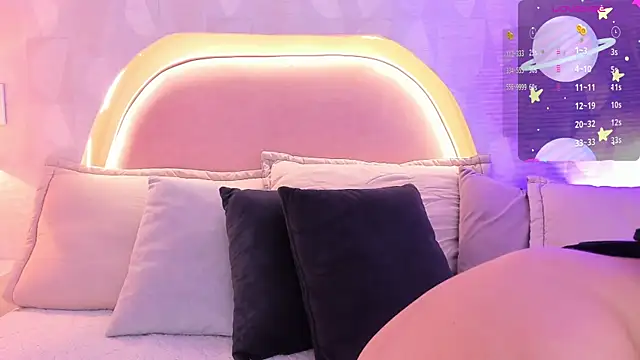 Snapshot of angeline_teen chatting on 07-30-26, 12:15 angeline teen online show from 07-30-26, 12:15