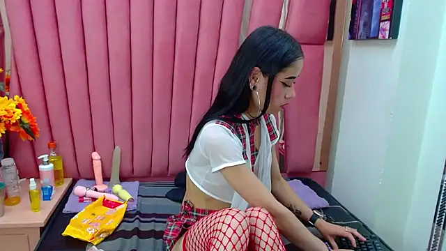 Snapshot of AnnySweett_ chatting on 01-29-25, 07:11 AnnySweett online show from 01-29-25, 07:11