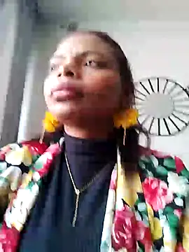 Snapshot of Lizeth_rey1 chatting on 01-13-25, 06:27 Lizeth rey1 online show from 01-13-25, 06:27