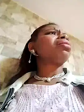 Snapshot of Lizeth_rey1 chatting on 02-01-25, 07:02 Lizeth rey1 online show from 02-01-25, 07:02