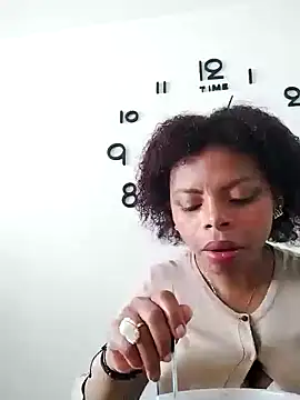 Snapshot of Lizeth_rey1 chatting on 02-05-25, 07:20 Lizeth rey1 online show from 02-05-25, 07:20