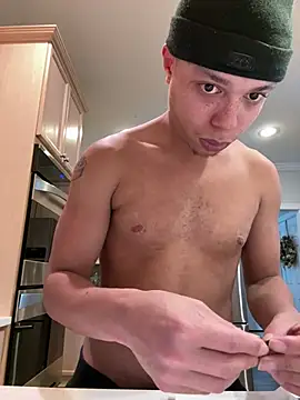 Snapshot of BubbaATL chatting on 12-17-24, 05:58 BubbaATL online show from 12-17-24, 05:58