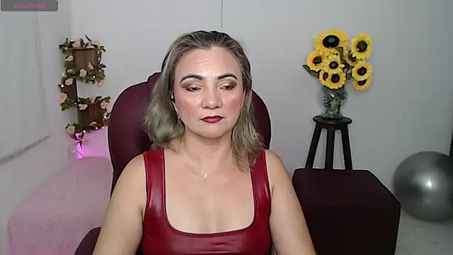 Ghada milf online show from 03-03-26, 10:04