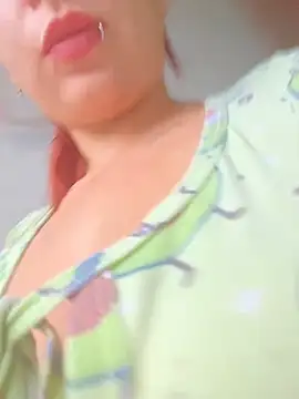 MiaLujan  online show from 02-10-25, 11:46