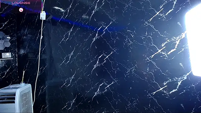 Snapshot of Hillary_queen chatting on 10-05-25, 12:58 Hillary queen online show from 10-05-25, 12:58