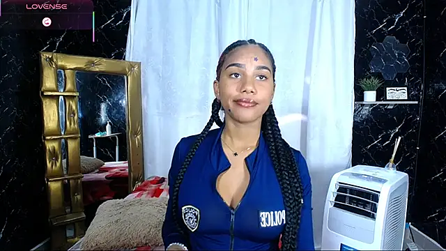 Snapshot of Hillary_queen chatting on 11-10-25, 06:18 Hillary queen online show from 11-10-25, 06:18