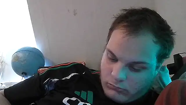 Nicolasjlhkjzl online show from 06-16-26, 04:31