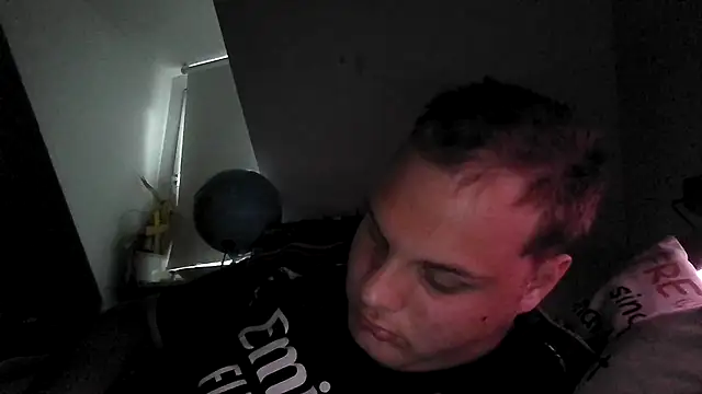 Nicolasjlhkjzl online show from 07-02-26, 06:36