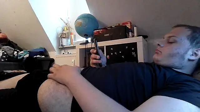 Nicolasjlhkjzl online show from 07-11-26, 06:10