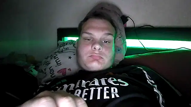 Nicolasjlhkjzl online show from 07-16-26, 01:06