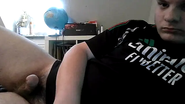 Nicolasjlhkjzl online show from 07-20-26, 01:35