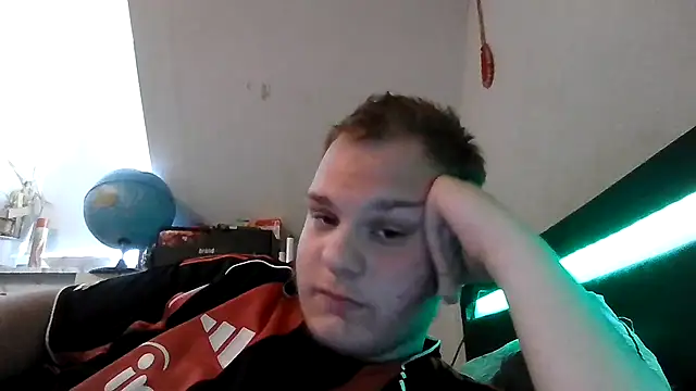 Nicolasjlhkjzl online show from 07-26-26, 02:46