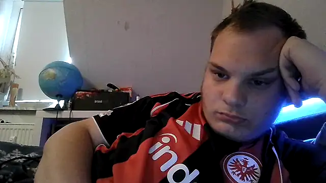 Nicolasjlhkjzl online show from 07-27-26, 11:28