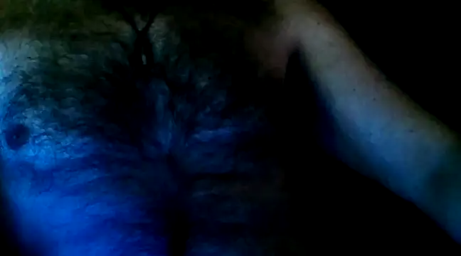 Snapshot of titanzitte chatting on 12-14-24, 02:45 titanzitte online show from 12-14-24, 02:45