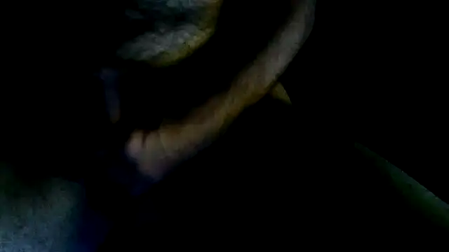 Snapshot of titanzitte chatting on 09-20-25, 12:22 titanzitte online show from 09-20-25, 12:22