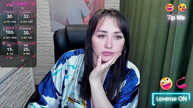 Snapshot of Kendra_SXY chatting on 02-14-25, 02:28 Kendra SXY online show from 02-14-25, 02:28