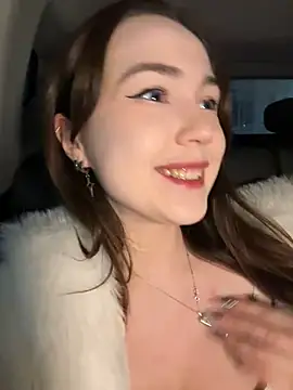 Peachy Dream online show from 02-09-25, 08:24