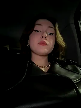 Peachy Dream online show from 10-03-25, 06:05