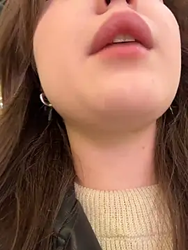 Peachy Dream online show from 11-12-25, 06:08