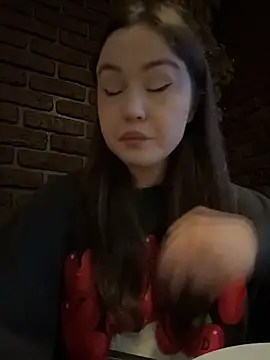 Peachy Dream online show from 03-13-26, 04:02