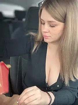 Love Bri online show from 02-25-25, 06:58