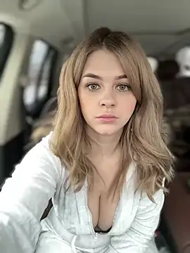 Love Bri online show from 02-28-25, 05:48