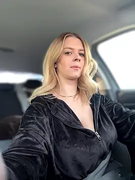 Love Bri online show from 01-12-26, 11:04