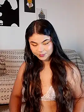 Cleo hills online show from 03-20-25, 01:04