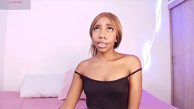 Meganbarko1 online show from 02-26-25, 05:42