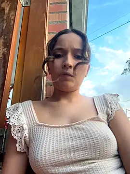 Snapshot of Penelope-Hot chatting on 11-17-25, 08:58 Penelope-Hot online show from 11-17-25, 08:58