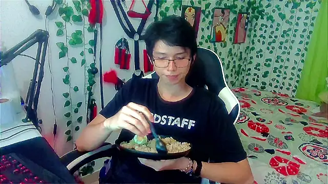 Snapshot of Andy_gray chatting on 02-03-26, 10:48 Andy gray online show from 02-03-26, 10:48