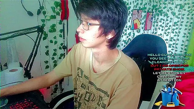 Snapshot of Andy_gray chatting on 02-20-26, 01:22 Andy gray online show from 02-20-26, 01:22